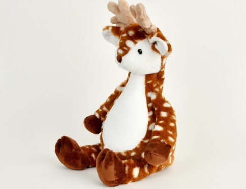 Peluche cerf personnalisée avec prénom brodé et informations de naissance bébé