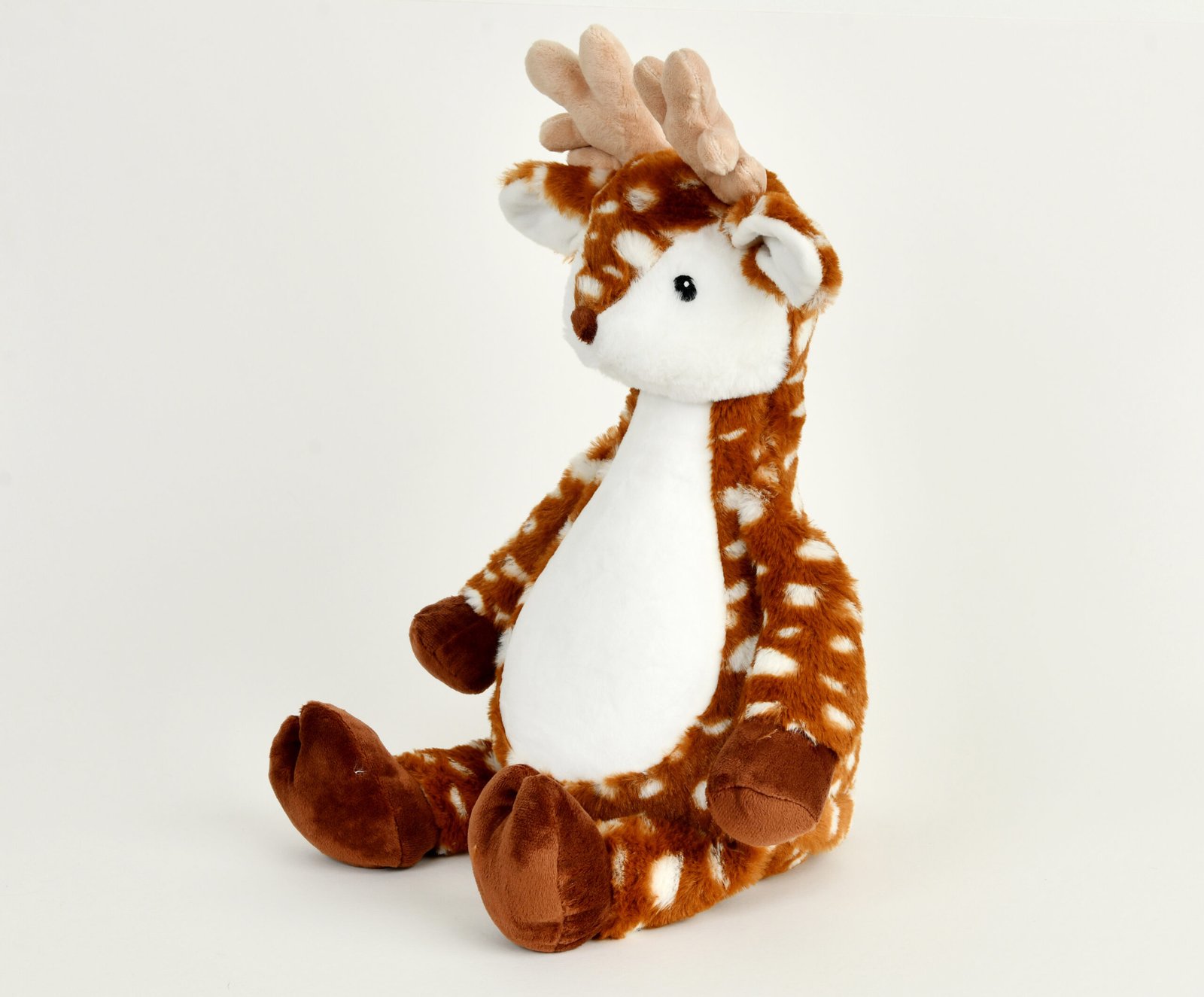 Peluche cerf personnalisée avec prénom brodé et informations de naissance bébé